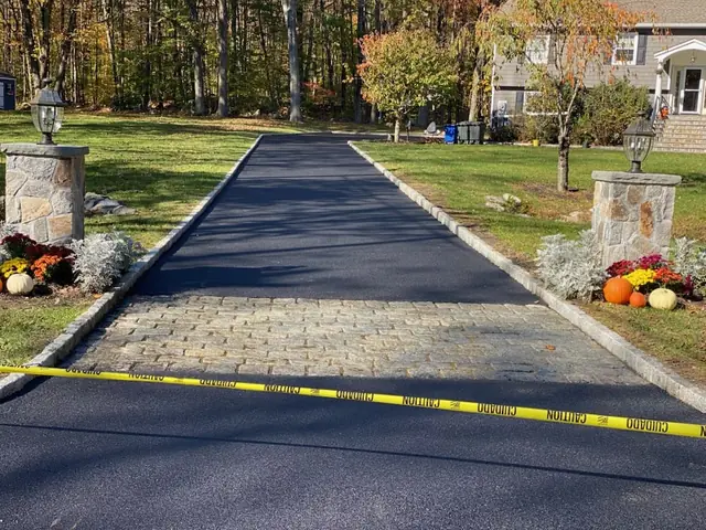 Belgian block apron, fall