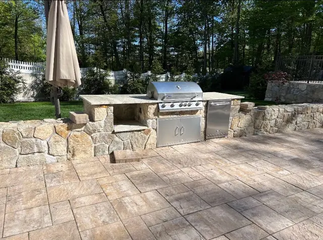 Masonry, Stone Walls & Outdoor Living
